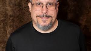 Gavin Baird's Instagram, Twitter & Facebook