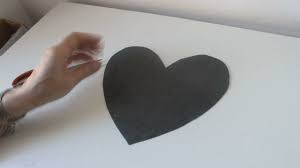Las cajas de sorpresa en forma de corazón, ¡muy románticas! Como Hacer Una Util Y Romantica Caja Con Forma De Corazon Reciclando Carton Manualidades
