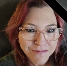 What are good nail salons in Schaumburg, IL?