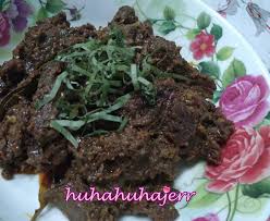 Dalam episod kedua siri resepi tok, fendi bersama mak chaq, seorang rendang tok, masakan tradisi yang berasal dari negeri perak. Resepi Rendang Tok Perak Periuk Phillips Ohsem Blog Santai Santai Jerr