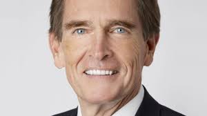 No quiet retirement for longtime Webster Financial chief