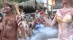 Unlike many island festivals, tapati rapa nui has been a festival for locals, by locals, rather than a tourist attraction. Rapa Nui Easter Island Tapati Festival Street Parade 2016 Youtube