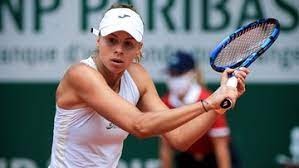 Magda linette wiedziała, że australijka ashleigh barty ma kłopoty zdrowotne, ale zaskoczył ją moment kreczu liderki światowego rankingu tenisistek w ich meczu 2. Dt4qwrfu3 U2vm