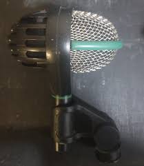 The akg d112 is a quality piece of equipment any sound engineer would love to have in his/her arsenal. Akg D112 Grossmembranmikrofon 70 Eur Gebrauchte Veranstaltungstechnik De Der Marktplatz Fur Gebrauchte Veranstaltungstechnik