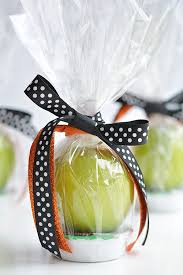 Celebrate this thanksgiving with these unique gifts for your family and friends! 15 Cute Thanksgiving Gift Ideas Fun Squared