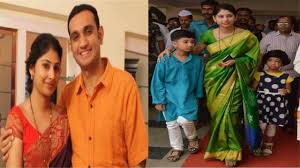 Akun Sabharwal And Smita Sabharwal Unseen Family Photos Creative Gallery Youtube Smita sabharwal is a 2001 batch ias officer from telangana cadre. akun sabharwal and smita sabharwal unseen family photos creative gallery