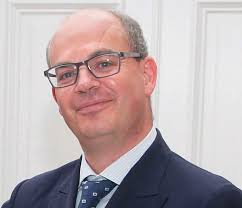 Chef who broke arm in fall wins damages