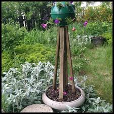A visitor is encouraged to plan on spending several hours in the gardens, so that they are able to spend time in all of the most popular smaller gardens. Describing The Garden Exotic Gardening