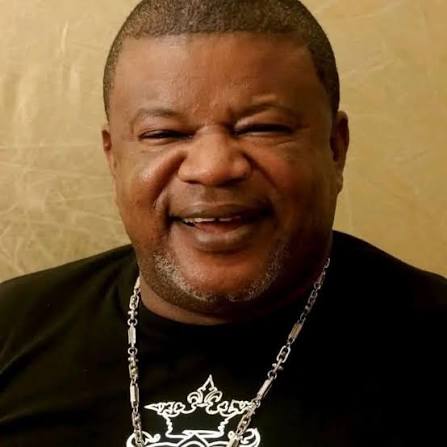 Madilu système est mort le 11 août 2007 à Kinshasa, dans les cliniques universitaires, à l'âge de 57 ans. Il est mort après avoir lancé son dernier album intitulé Bonne Humour sur