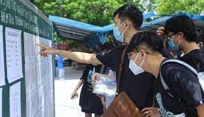 Nên công bố điểm thi vào chiều tối ngày hôm trước hoặc sáng sớm hôm sau, để gia đình và người thân của các em học sinh có một giấc ngủ trọn vẹn. Eebiicoyzfx3im