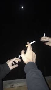Touch device users can explore by touch or with swipe gestures. Smoking Girl Tumblr Wallpapers Wallpaper Cave