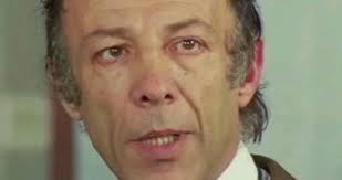 Özkul 1950'lerden itibaren sinemada da rol almaya başlamıştır. Usta Sinema Oyuncusu Munir Ozkul Olumunun Ikinci Yil Donumunde Aniliyor Munir Ozkul Kimdir Son Dakika Haberler