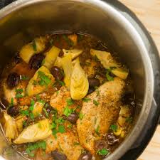 If you're like many people, you might have a monthly rotation of dinner entrees that you regularly cycle through. Healthy Instant Pot Mediterranean Chicken Breast Enjoy Clean Eating