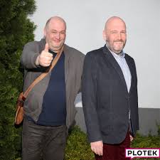 Ekipa teatru łaźnia nowa w ramach przygotowań do premiery spektaklu wejście smoka. Michal Piela Policjant Z Ojca Mateusza Schudl 30 Kg I Zmienil Sie Nie Do Poznania Ale Wyprzystojnial