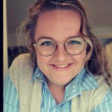 12,5 jaar in dienst bij Rosengaerde. Gezellige ochtend gehad en leuk in het  zonnetje gezet! 🥰🤩