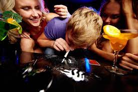 Study Affirms That Cocaine Makes Users More Likely To Risk Unsafe Sex -  02022017