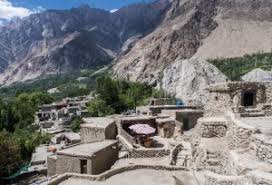 Wer mehrere sehenswürdigkeiten auf einer stelle zentriert haben möchte, der ist in karachi gerade richtig. Backpacking Pakistan Rundreise Die Besten Sehenswurdigkeiten