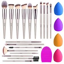 Brochas básicas de maquillaje y su uso principiantes. Amazon Com Bestope Juego De 18 Brochas De Maquillaje 4 Piezas De Esponja De Maquillaje Y 1 Limpiador De Pinceles Kit De Brochas De Maquillaje De Base Sintetica De Primera Calidad Mango Conico