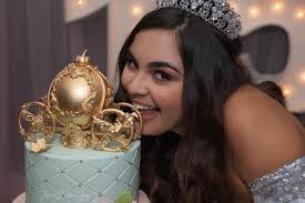 15 añero Cinderella Buttercream cake Carruaje en azúcar