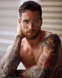 Shoulder tattoo with flower design. 64 Best Shoulder Tattoos Ideas Style Dieter