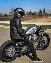 Pin By Theo Dardanis On Moto Sportster Bobber Harley Bikes Bobber Bikes