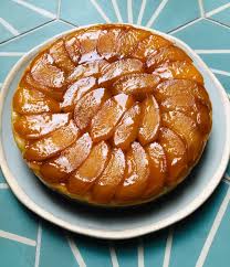 Si Le Chef Patissier Maitrise Aussi La Partition Salee C Est Dans Un Registre Plus Sucre Qu On Le Prefere En 2020 Tarte Tatin Dessert Michalak