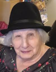 Caroline Belcher's Instagram, Twitter & Facebook