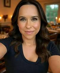 Lacey Chabert's beauty and fan appreciation