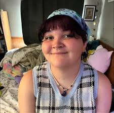 How to help injured fish heal after fin damage?