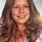 Deborah Fullerton's Instagram, Twitter & Facebook