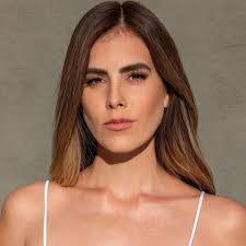 Andrea Loera's Instagram, Twitter & Facebook