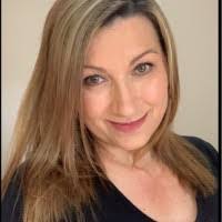 Claudia Obrien's Instagram, Twitter & Facebook