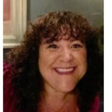 Kari Gage's Instagram, Twitter & Facebook