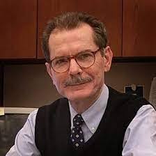 Taylor Colford's Instagram, Twitter & Facebook