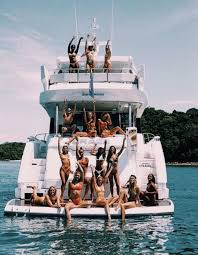 See more ideas about summer aesthetic, friend photoshoot, photo. Pin On Good Vibes