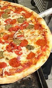 How To Make New York Style Pizza New York Style Pizza New York Style Pizza Recipe Pizza Recipes