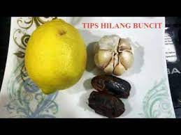 Mengonsumsi satu buah jeruk nipis atau lemon setiap hari dipercaya sangat efektif untuk meluruhkan lemak membandel dalam tubuh. Perut Buncit Hilang Dalam Masa 5 Hari Dengan 3 Bahan Ini Youtube