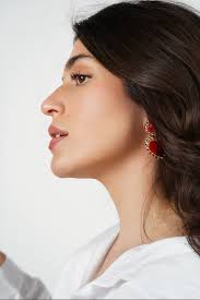 JEWELRY AND ACCESSORIES