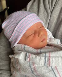 💗 Aubrey Rose Coughlin 💗 May 3, 2022 @ 12:40am 7.4lbs 20in.