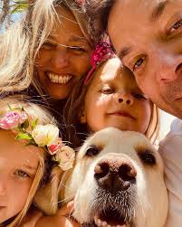 Jimmy fallon shares rare photo with wife of 12 years nancy juvonen and their two children as they swim with dolphins in the bahamas. Jimmy Fallon Shares Selfie With Wife Nancy Juvonen And Daughters For Mother S Day Great Family