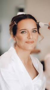 Who says you need a salon to feel fabulous? We bring the salon experience  right to your doorstep! , Enjoy an stress-free pampering hair and makeup  session in the comfort of your own home, Airbnb or ...