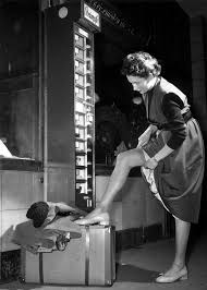 Back When Restaurants Were Just Elaborate Vending Machines Vending Machine Vintage Restaurant Railway Station