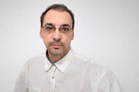 Stefan Zoller, fost sef al EADS, pus sub acuzare in dosarul privind darea  de mita in Romania