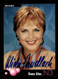 KAREN HELLWIG NDR Autogrammkarte Original Signiert ## BC 21517 EUR 1,49