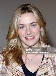 231 Debra Cross Photos & High Res Pictures