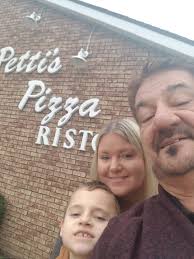 Picture of Little Italy Pizza store in Glouster location?