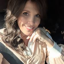 I'll never forget watching this. George is missed! #georgejones #vincegill  #goresthighonthatmountain #countrymusic