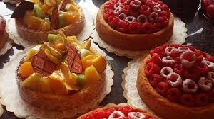 La Patisserie Boulangerie Chanson Certains Clients Traversent Toute La Ville Pour Acheter Leurs Pains Et Patisseries