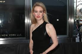 If theranos's founder had more experience around her, she might have known that. Acnq6nnut5h2vm