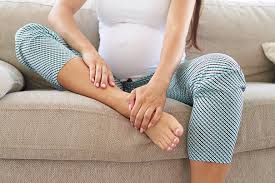 A Z Of Pregnancy Aches And Pains Pampers Uk